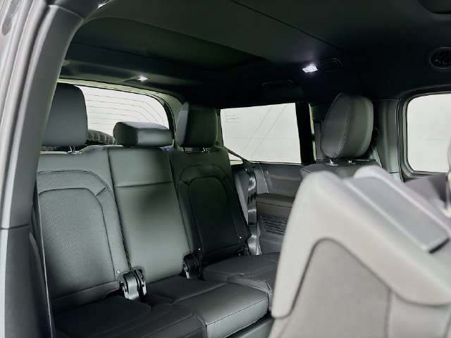 New 2026 Land Rover Defender 130 S AWD/4WD image 30