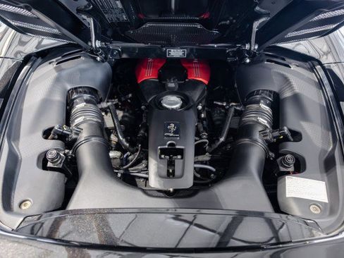 Used 2018 Ferrari 488 Spider RWD image 32