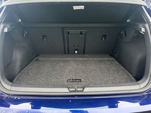 Used 2023 Volkswagen GTI SE image 19
