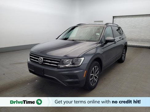Used 2019 Volkswagen Tiguan S image 1