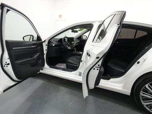 Used 2024 Nissan Altima 2.5 SL AWD/4WD image 20