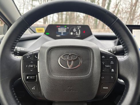 Used 2025 Toyota Prius LE image 23