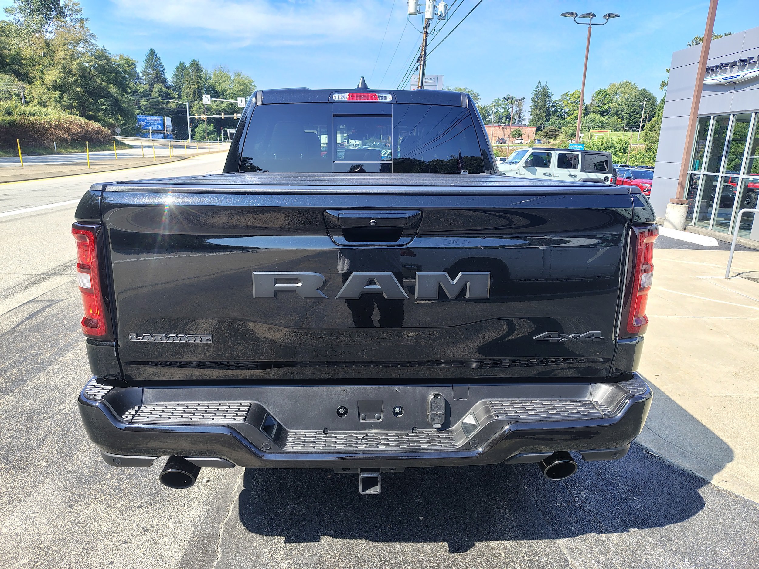 Used 2026 RAM 1500 Laramie w/ Night Edition AWD/4WD image 5