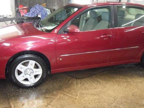 Used 2006 Chevrolet Malibu LT image 2