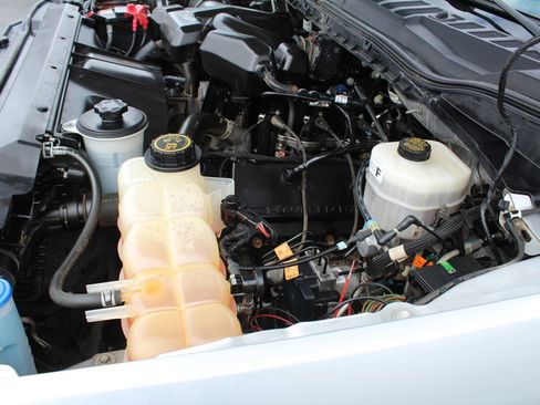 Used 2018 Ford F350 XL w/ Power Equipment Group image 37