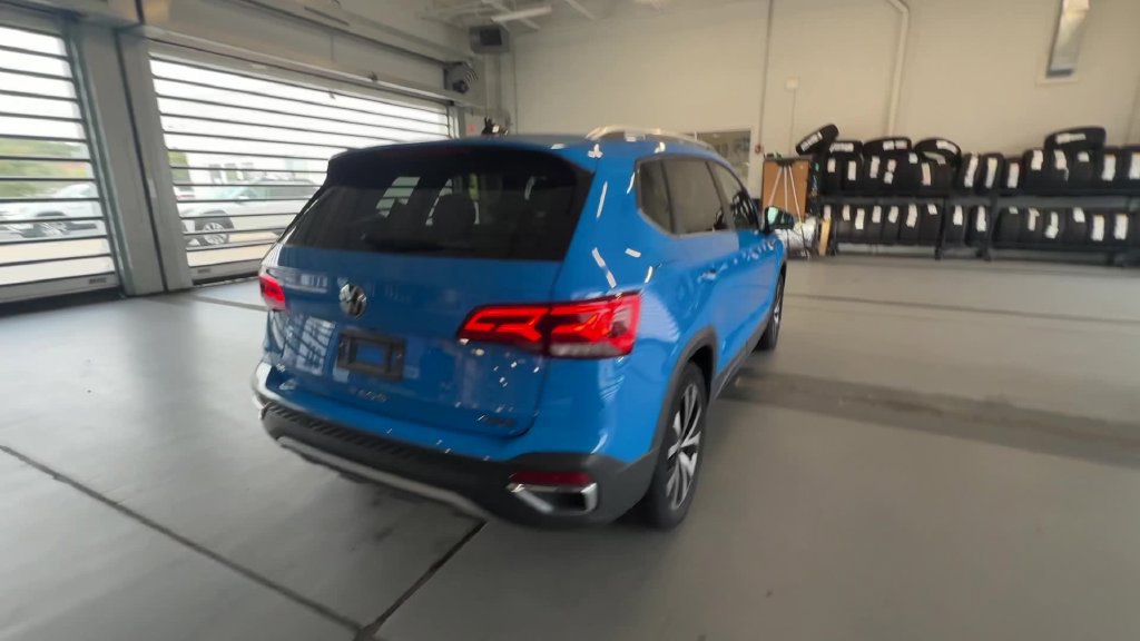 Certified 2023 Volkswagen Taos SE AWD/4WD image 13