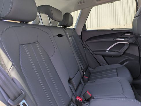New 2025 Audi Q5 2.0T Premium Plus image 11