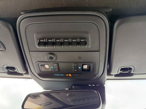 Used 2024 Ford Bronco Outer Banks AWD/4WD image 21