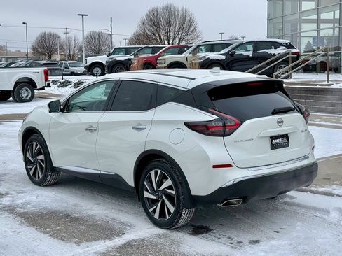 Used 2024 Nissan Murano SL image 3