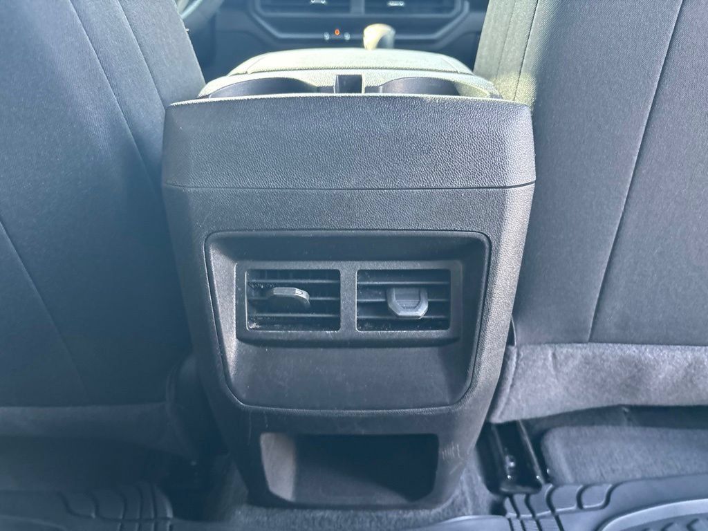 Used 2026 Chevrolet Colorado Trail Boss AWD/4WD image 21