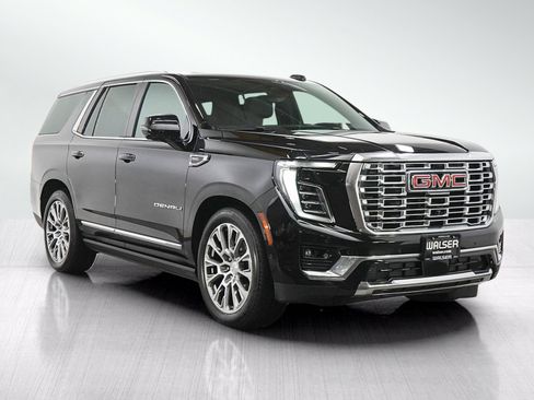 Used 2025 GMC Yukon Denali w/ Denali Reserve Package AWD/4WD image 7