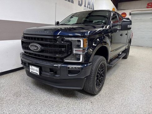 Used 2021 Ford F250 Lariat image 3