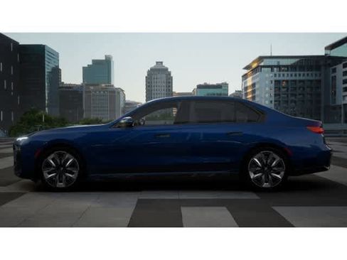 Used 2025 BMW 740i RWD image 4