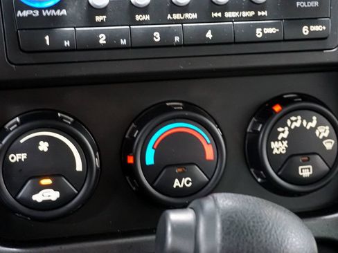 Used 2011 Honda Element EX image 20