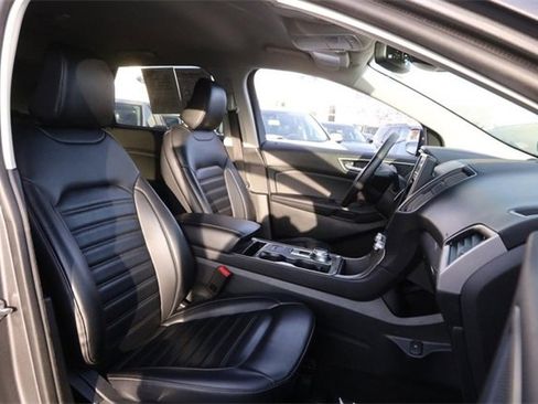 Certified 2024 Ford Edge SEL image 24