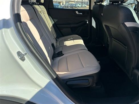 Used 2021 Ford Escape SEL w/ Technology Package image 15