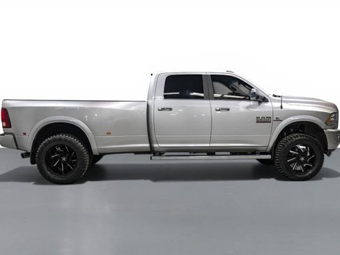 Used 2016 RAM 3500 Laramie image 6