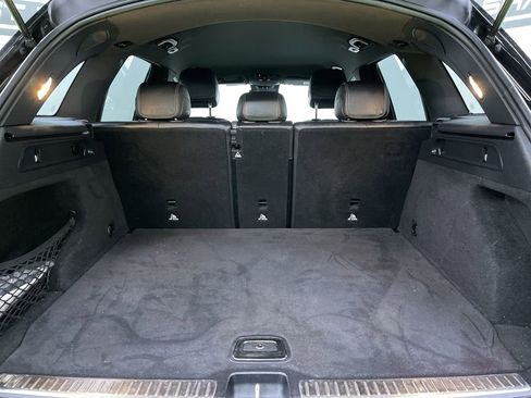 Used 2022 Mercedes-Benz GLC 300 4MATIC image 27