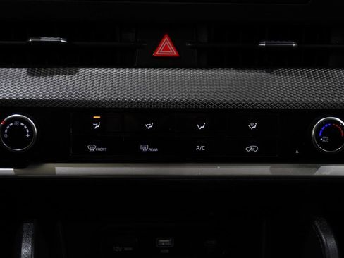 Used 2023 Kia Sportage LX image 20