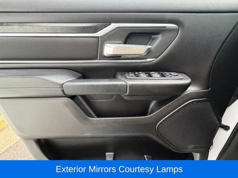 Used 2023 RAM 1500 Big Horn AWD/4WD image 32