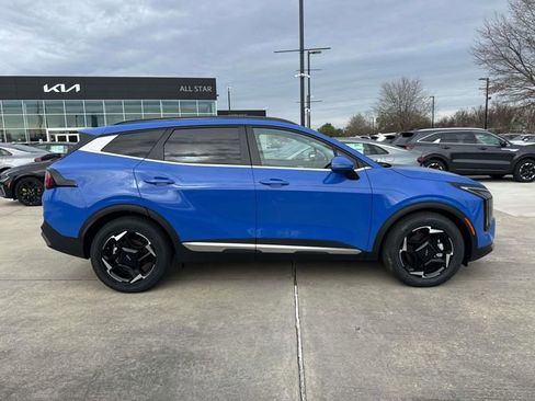 New 2026 Kia Sportage EX w/ EX Panorama Roof Package FWD image 10