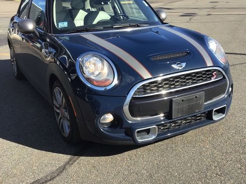 Used 2017 MINI Cooper S FWD image 1