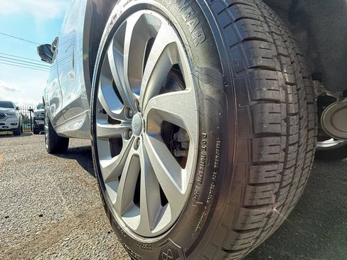 Used 2022 Land Rover Discovery Sport S R-Dynamic AWD/4WD image 10
