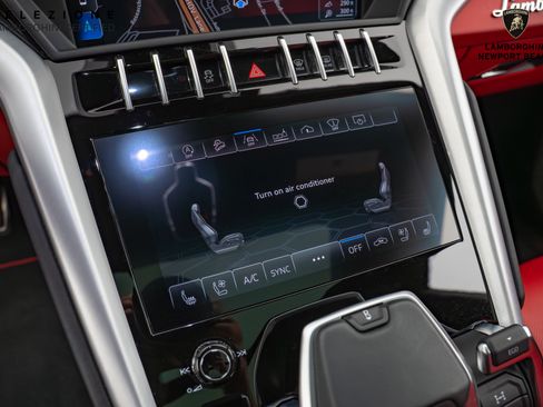 Used 2019 Lamborghini Urus image 31