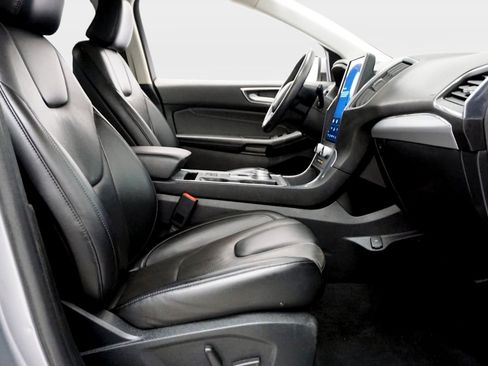 Used 2022 Ford Edge Titanium AWD/4WD image 22