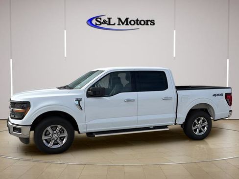 Used 2025 Ford F150 XLT w/ Equipment Group 301A Standard AWD/4WD image 4
