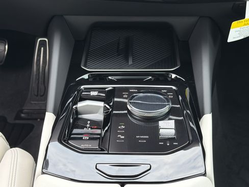 New 2027 BMW 530i w/ M Sport Package RWD image 7