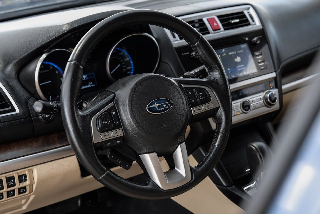 Used 2017 Subaru Outback 2.5i Limited AWD/4WD image 13
