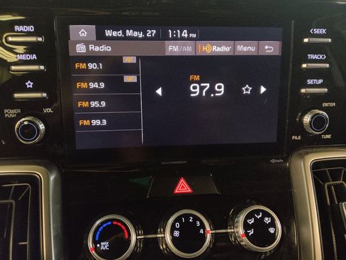 Used 2023 Kia Sorento LX AWD/4WD image 25