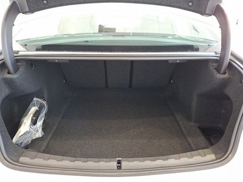 Certified 2025 BMW 330i xDrive Sedan w/ Premium Package image 34