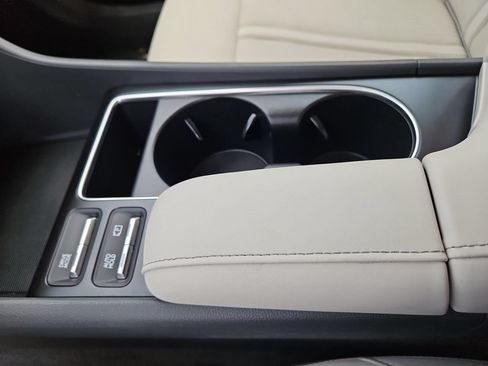 Used 2025 Hyundai Sonata SEL FWD image 24