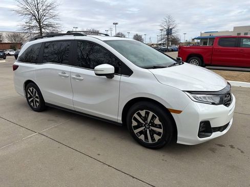 New 2026 Honda Odyssey EX-L image 7