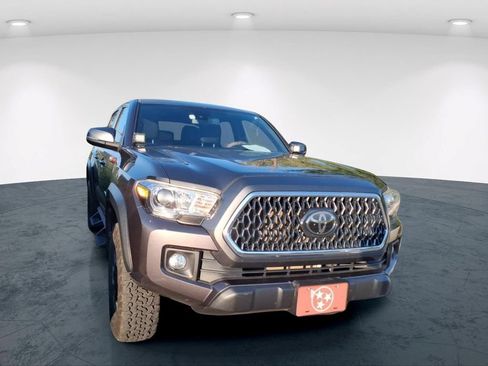 Used 2019 Toyota Tacoma TRD Off-Road AWD/4WD image 16