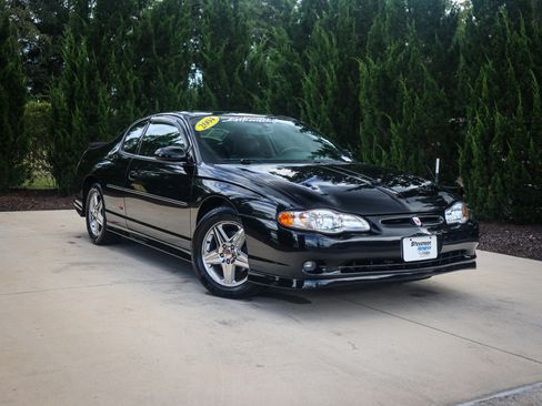 Used 2004 Chevrolet Monte Carlo SS image 2