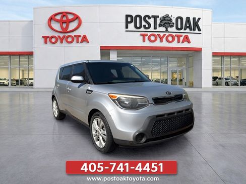 Used 2015 Kia Soul + FWD image 7