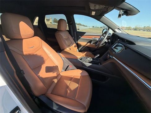 Certified 2023 Cadillac XT5 Premium Luxury image 27
