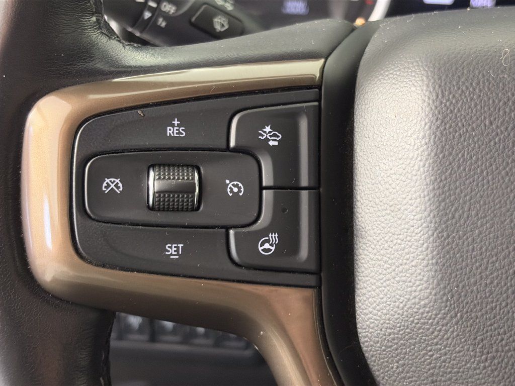 Used 2022 Chevrolet Silverado 3500 High Country AWD/4WD image 17