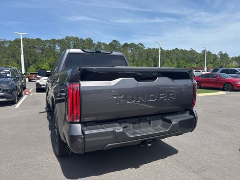 Used 2023 Toyota Tundra Platinum image 3