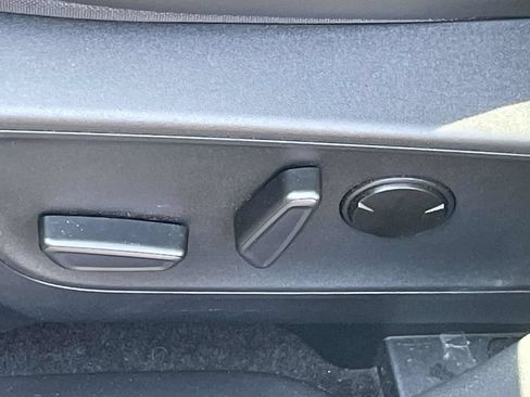 Certified 2025 Ford Escape ST-Line w/ Equipment Group 301A FWD image 14