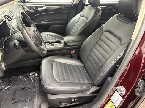 Used 2017 Ford Fusion Energi SE image 17