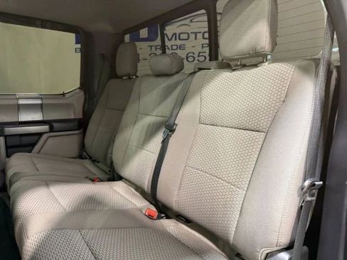 Used 2020 Ford F250 XLT w/ XLT Premium Package AWD/4WD image 24