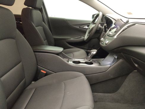 Used 2023 Chevrolet Malibu LS FWD image 21