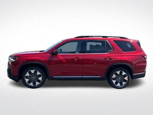 New 2026 Honda Pilot Touring image 2