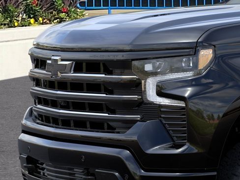 New 2026 Chevrolet Silverado 1500 High Country w/ Midnight Edition AWD/4WD image 13