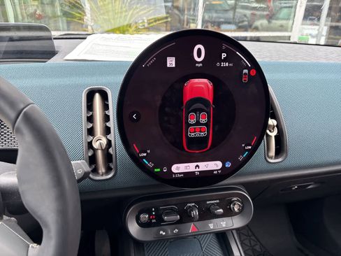 Used 2025 MINI Cooper Countryman S w/ Comfort Package Max image 10