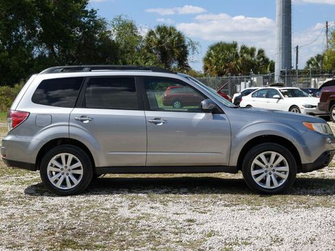 Used 2011 Subaru Forester 2.5X Premium image 13